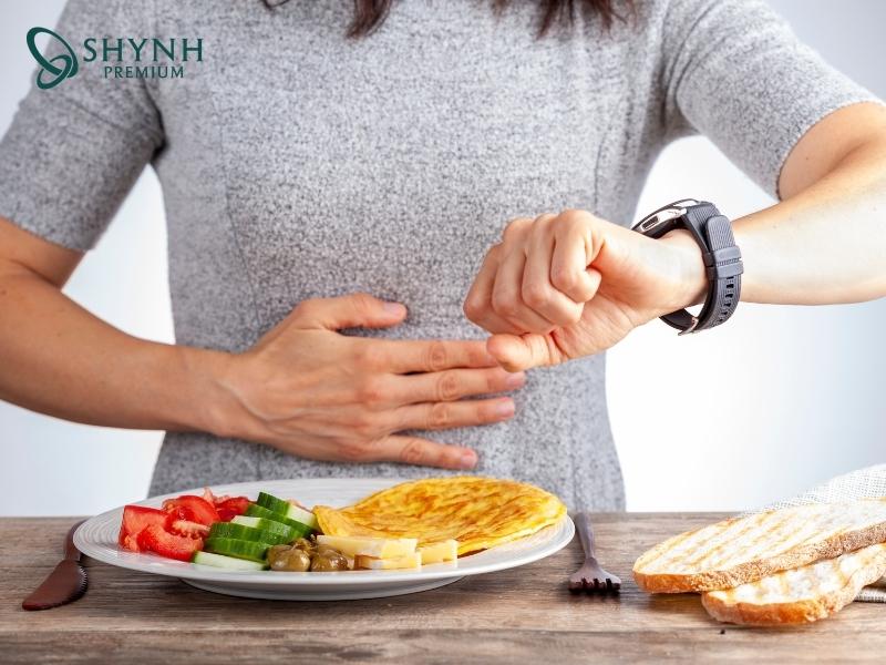 Nhịn ăn gián đoạn có thể giúp giảm mỡ bụng trên