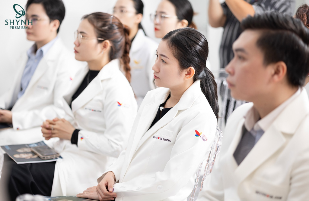 Đội ngũ bác sĩ tại Shynh Premium chuyên nghiệp, chu đáo và tận tâm
