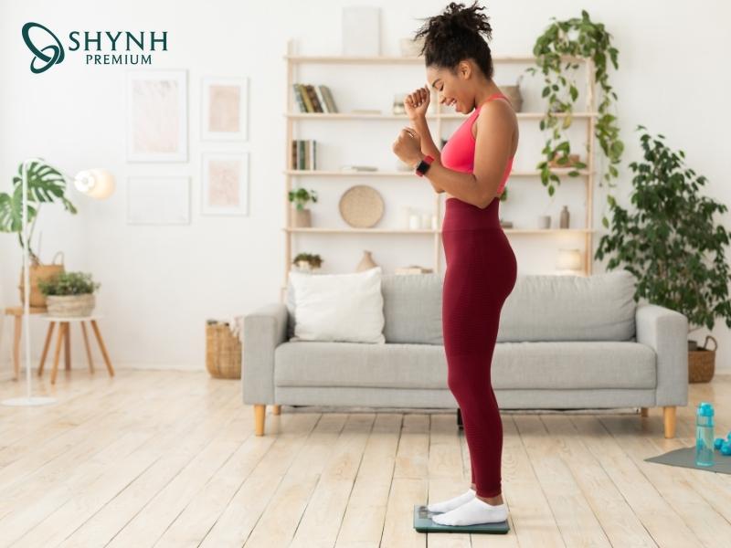 Mẹ cần giữ tinh thần lạc quan, vui vẻ và kiên trì trên hành trình giảm cân