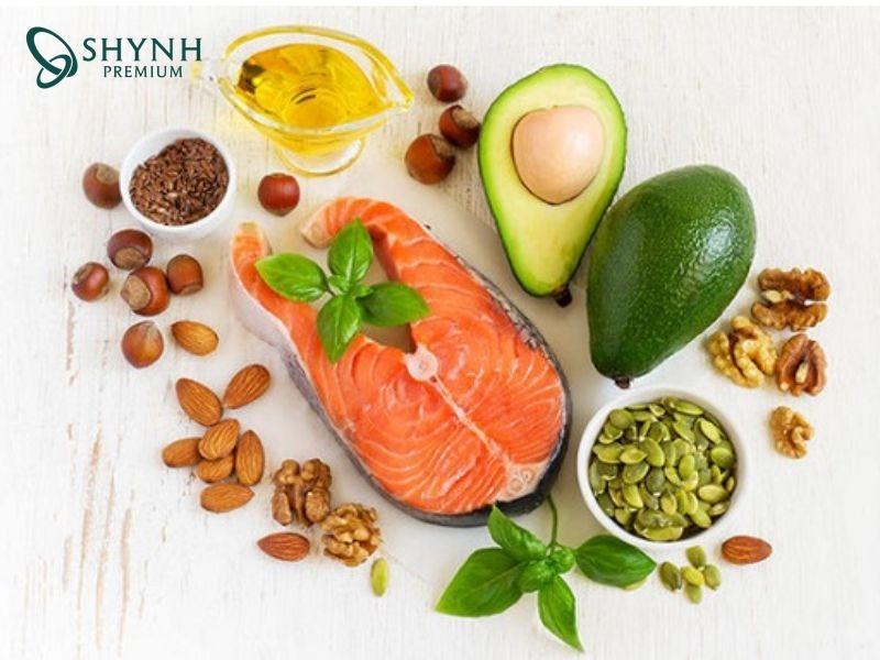 Nên bổ sung các thực phẩm giàu collagen sau khi nâng cơ mí mắt 
