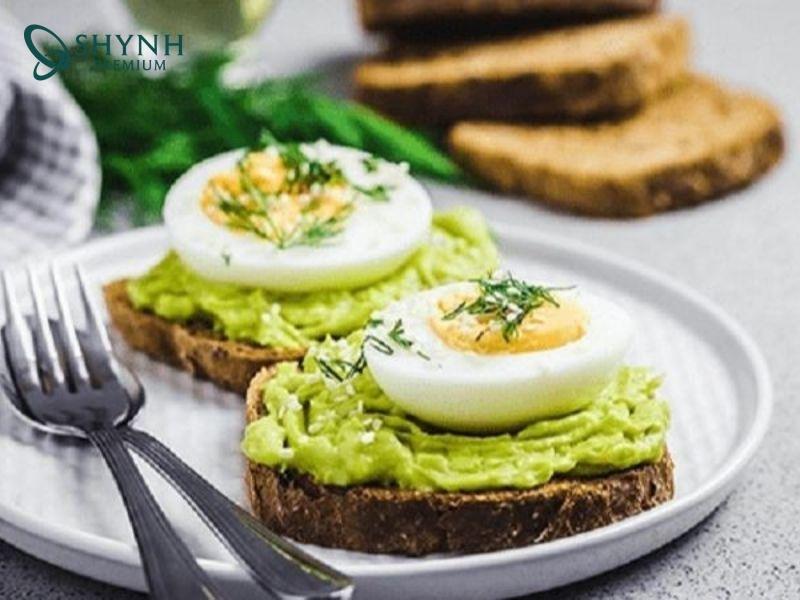 Bữa sáng giúp kiểm soát calo, giảm cân và hỗ trợ sức khỏe tổng thể