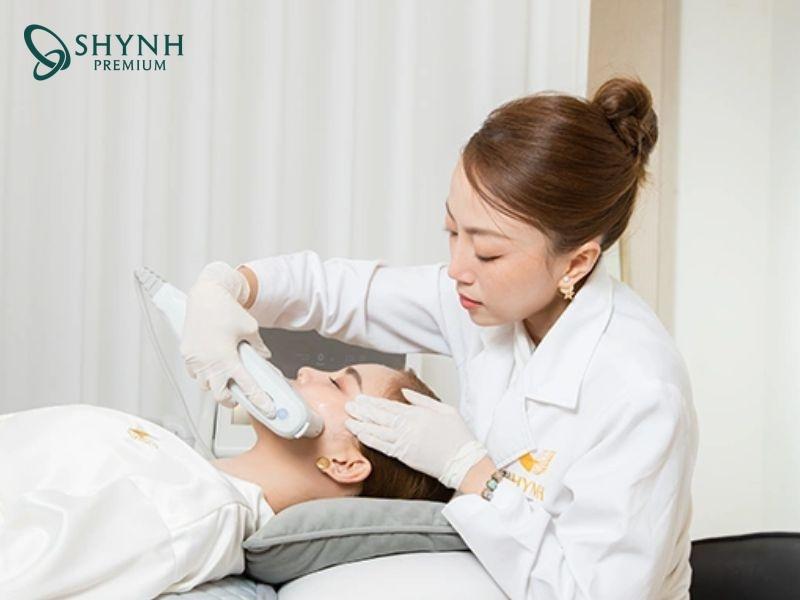 Massage da mặt bằng máy nâng cơ mang lại hiệu quả săn da rõ rệt và nhanh chóng
