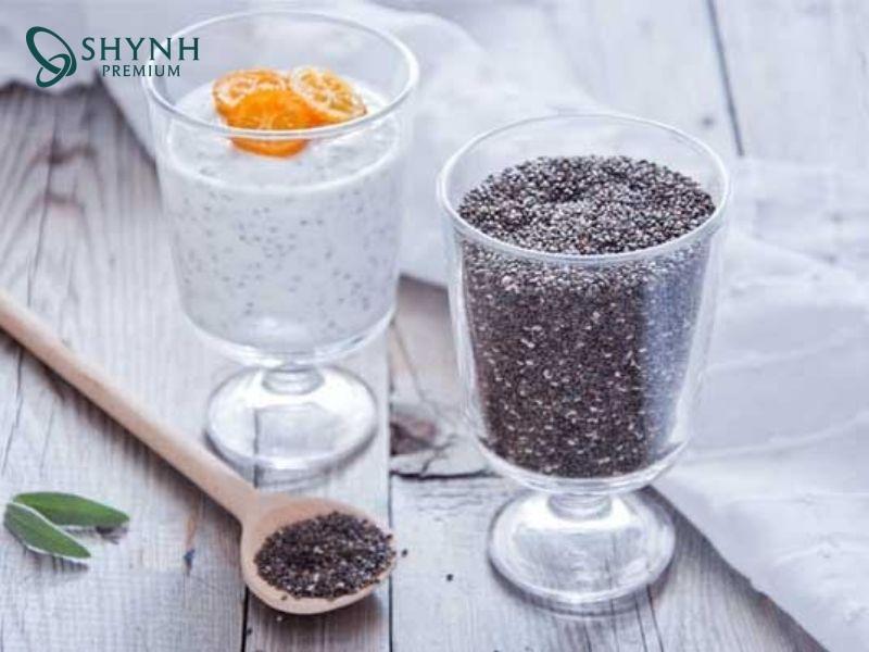 Ngày 6 nên uống 1 lý sữa hạnh nhân, granola hạt chia không đường vào buổi sáng