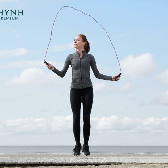 Nhảy dây đốt cháy calo toàn thân và làm săn bắp chân