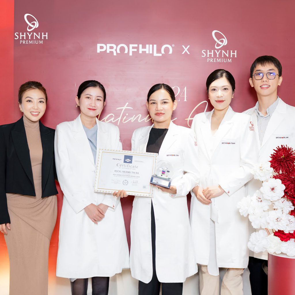 Đội ngũ bác sĩ thẩm mỹ và nội khoa đông đảo, nhiều năm kinh nghiệm tại Shynh Premium
