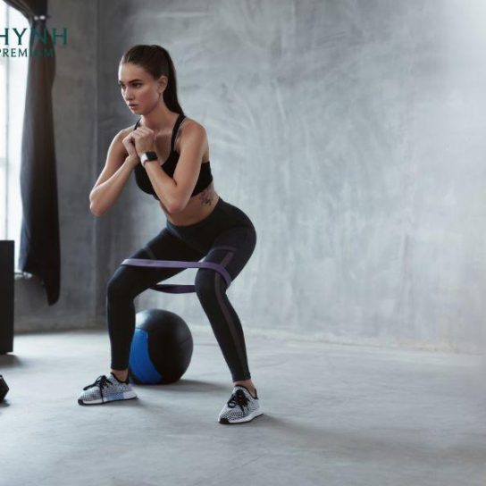 Squat là bài tập giảm mỡ mông nhanh và làm săn chắc vòng 3