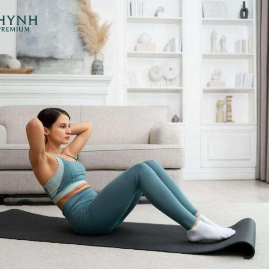 Gập bụng nhẹ là một trong những bài tập giảm mỡ bụng sau sinh hiệu quả