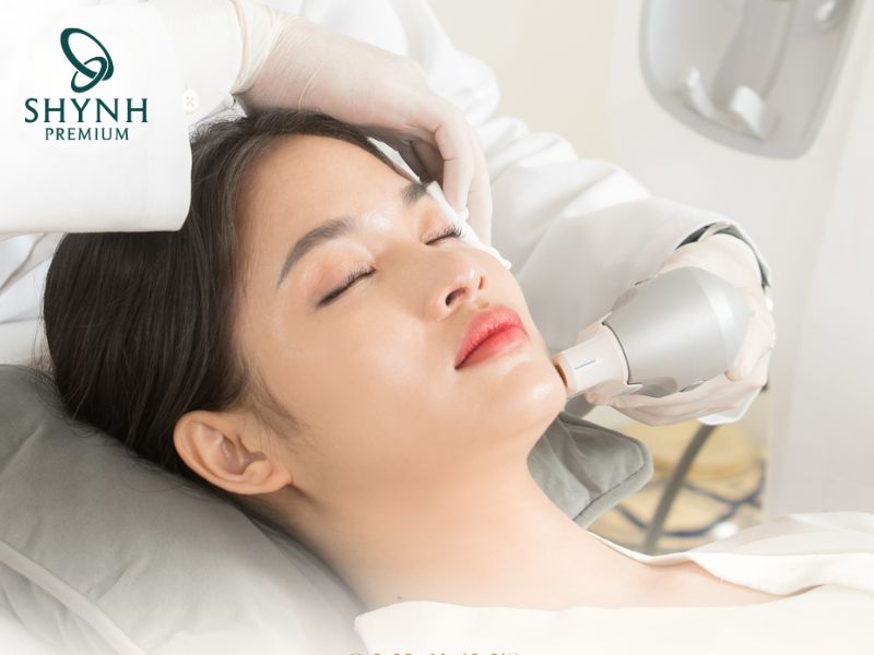 Nâng cơ HIFU giá bao nhiêu phụ thuộc vào công nghệ và thiết bị sử dụng