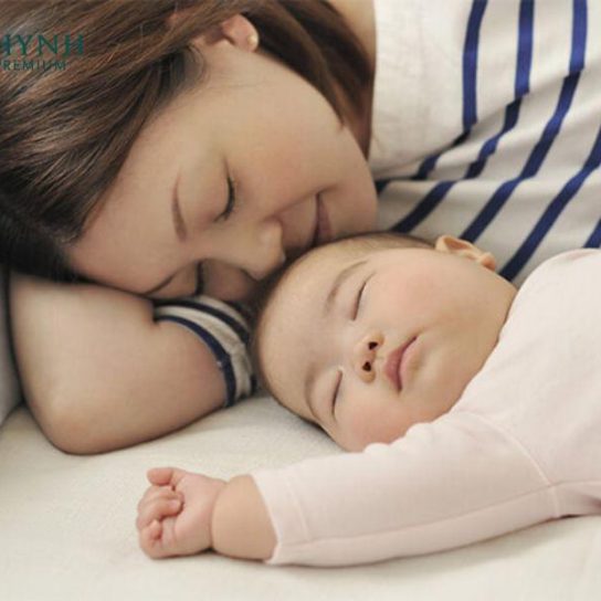 Ngủ đủ giấc và điều chỉnh thói quen sinh hoạt để giảm béo sau sinh