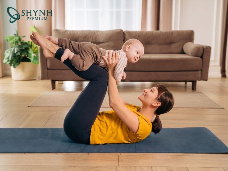Không nên tập luyện cường độ cao ngay sau sinh vì dễ gây tổn thương cơ thể