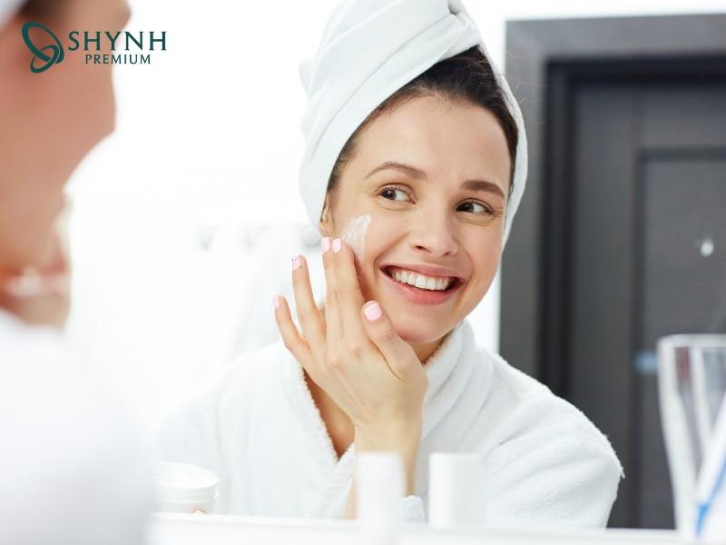 Cấy căng bóng tại Shynh Premium sẽ được bác sĩ hướng dẫn kỹ càng về cách chăm sóc sau liệu trình