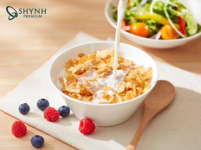 Ngũ cốc nguyên cám, sữa chua, rau củ giàu kẽm,.. là những thực phẩm tốt cho hàng rào bảo vệ da