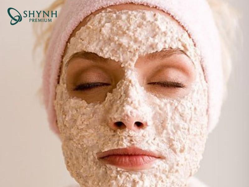 Yến mạch và sữa tươi vừa làm sạch tế bào chết vừa nuôi dưỡng da trắng hồng