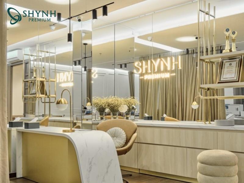 Shynh Premium là địa chỉ căng da uy tín được nhiều doanh nhân và sao Việt tin chọn